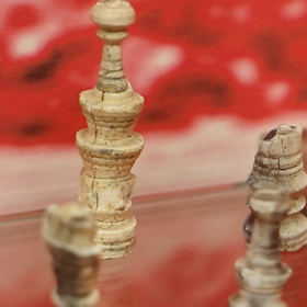 XV-XVI-wieczne kościane figury szachowe odnalezione na zamku