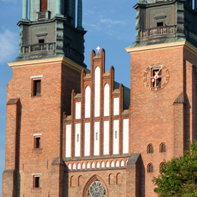 widok katedry od strony zachodniej